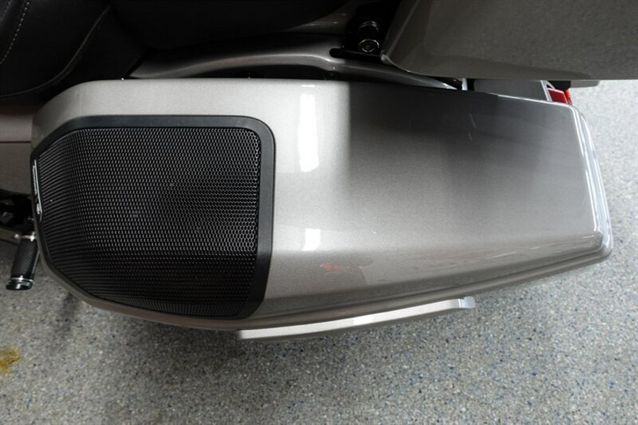 2023 Harley-Davidson CVO Road Glide