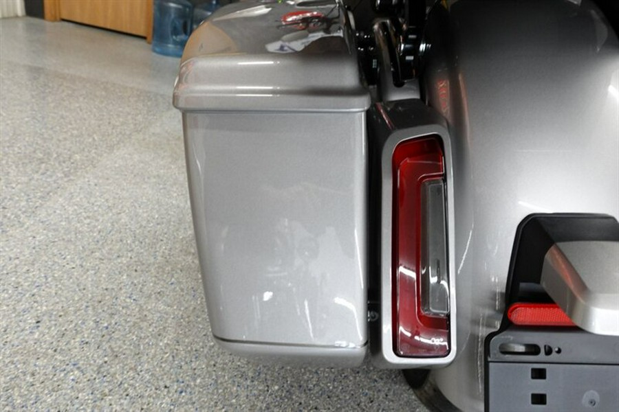 2023 Harley-Davidson CVO Road Glide