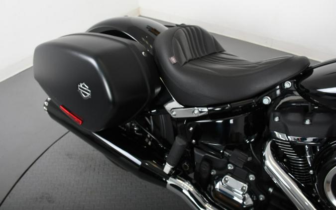 2020 Harley-Davidson® Sport Glide® Vivid Black