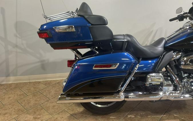 2018 Harley-DavidsonFLHTK ANV 115th Anniversary Ultra Limited Legend Blue/Vivid Black