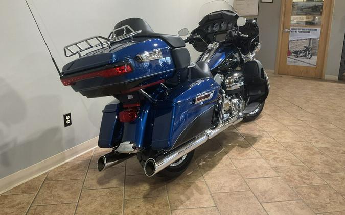 2018 Harley-DavidsonFLHTK ANV 115th Anniversary Ultra Limited Legend Blue/Vivid Black