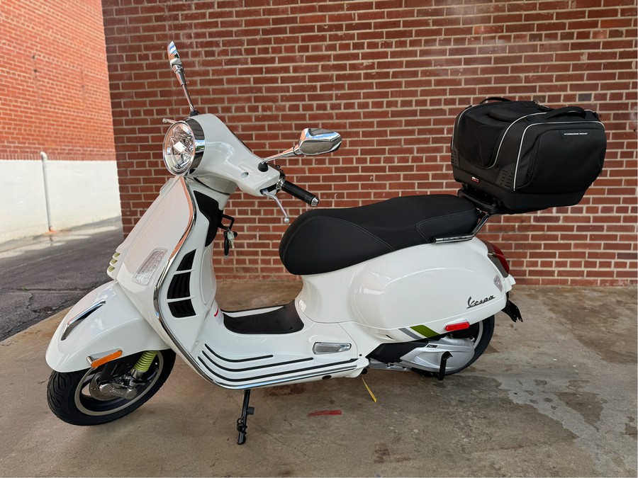 2025 Vespa GTS 310 SuperTech
