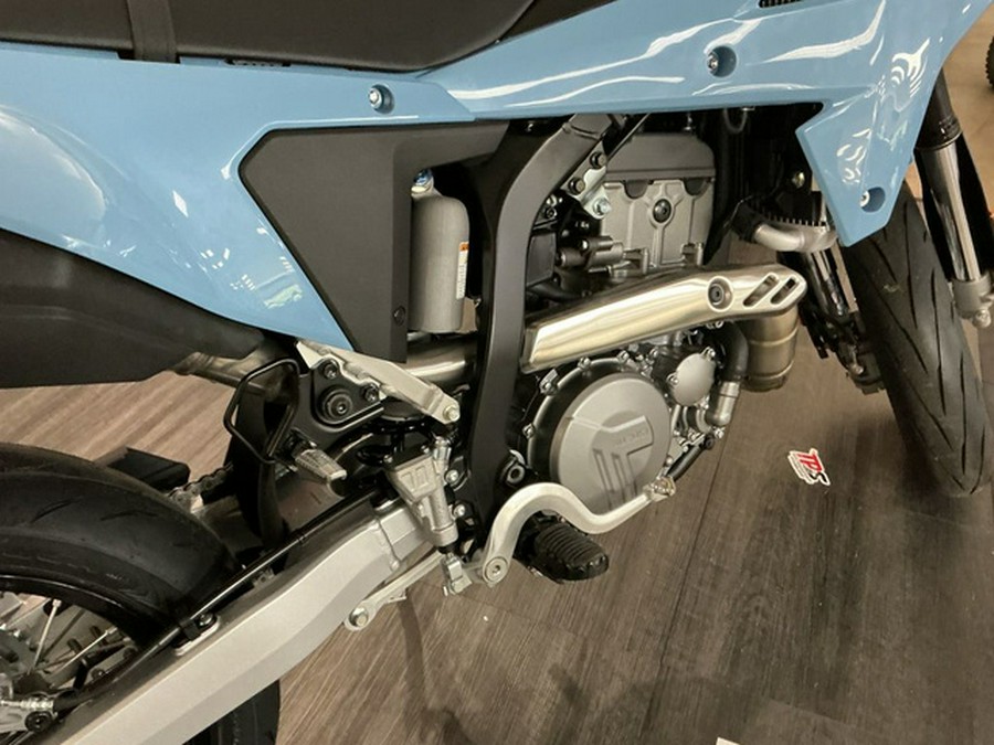 2025 Suzuki DR-Z4SM
