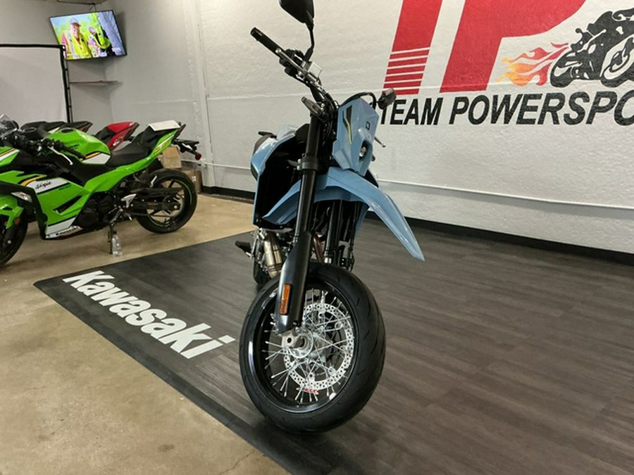 2025 Suzuki DR-Z4SM
