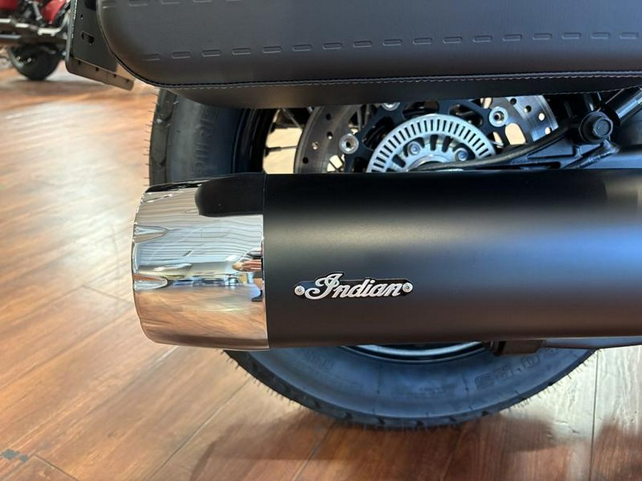 2025 Indian Motorcycle® Super Scout® Maroon Metallic with Graphics