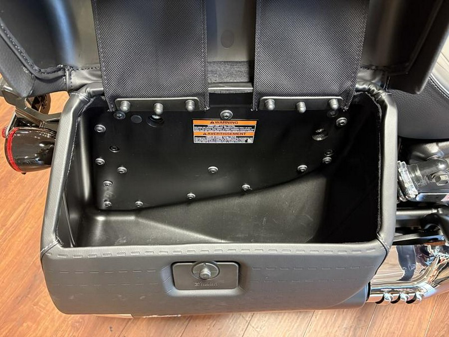 2025 Indian Motorcycle® Super Scout® Maroon Metallic with Graphics