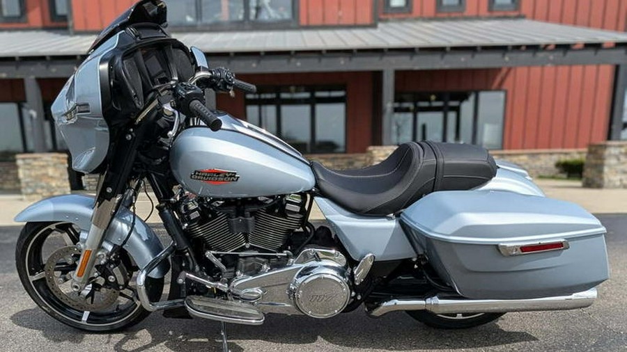 2025 Harley-Davidson® FLHX - Street Glide®