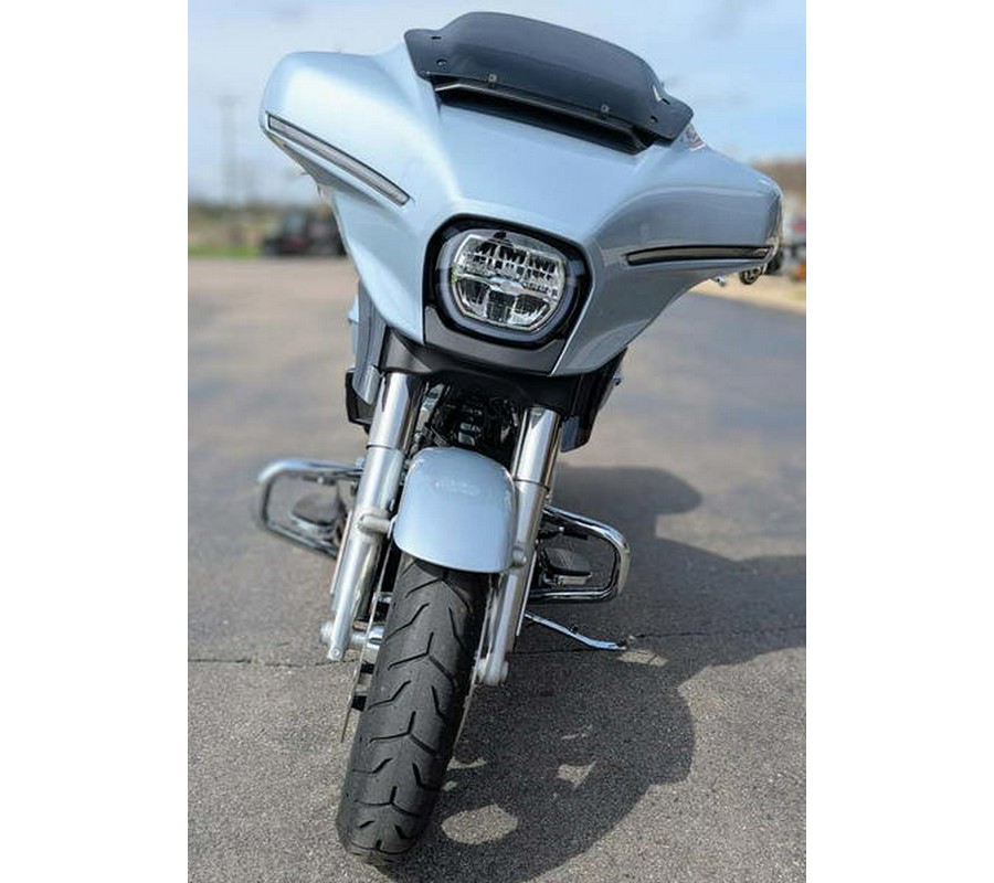 2025 Harley-Davidson® FLHX - Street Glide®