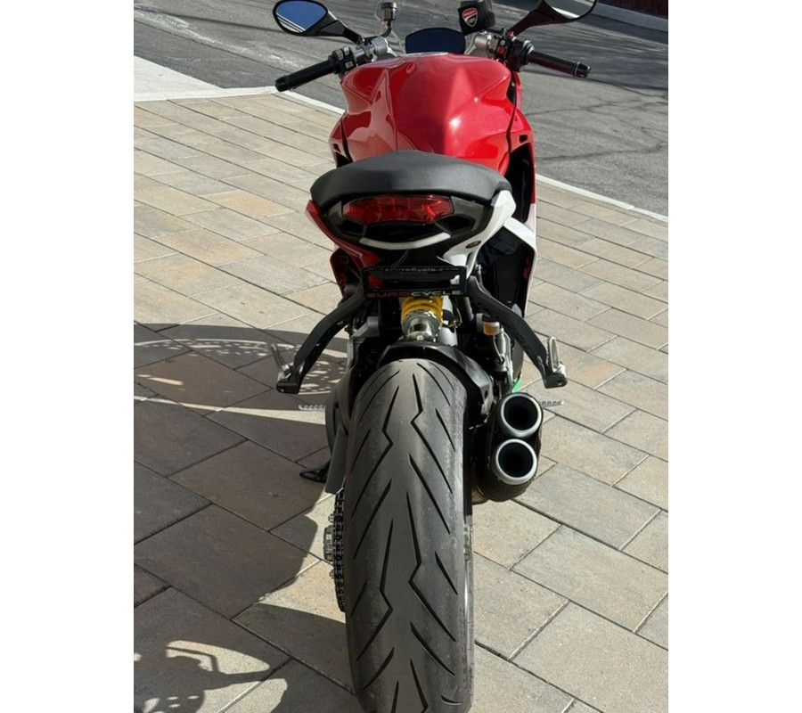 2024 Ducati Supersport 950 S Red