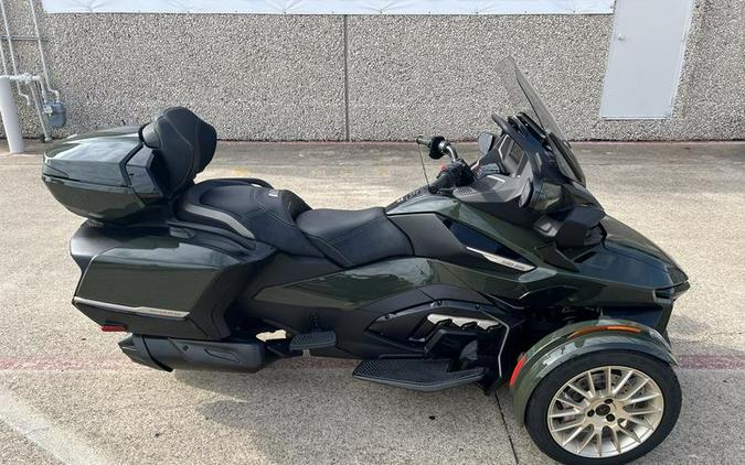 2023 Can-Am Spyder RT Review [Celebrating 2023 IFRD]