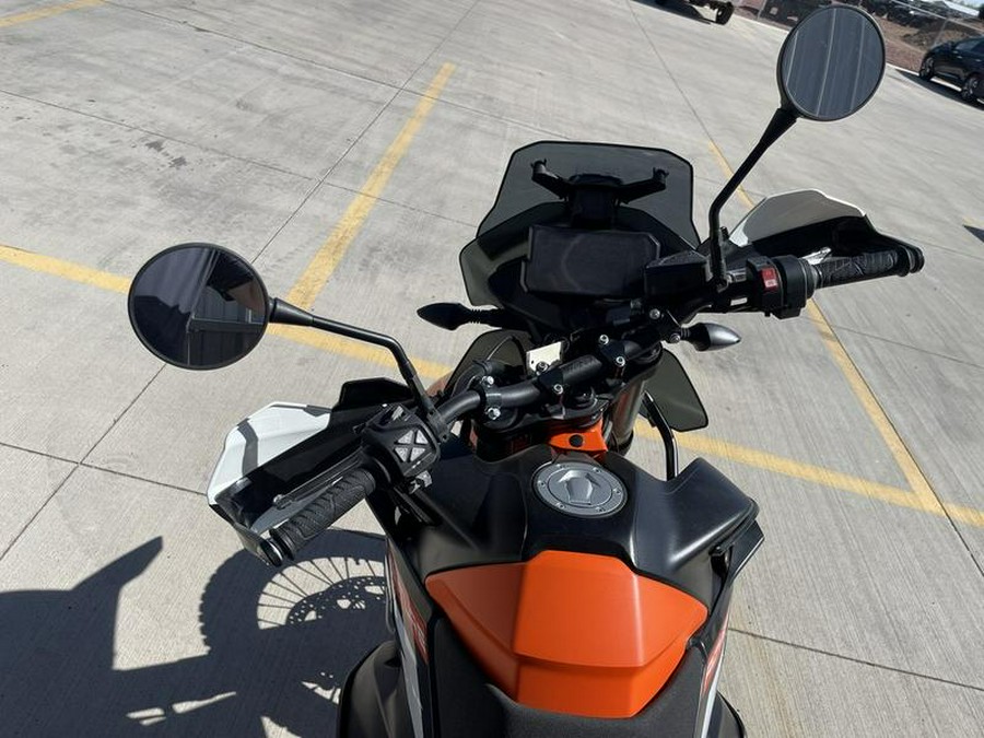 2022 KTM 890 Adventure R