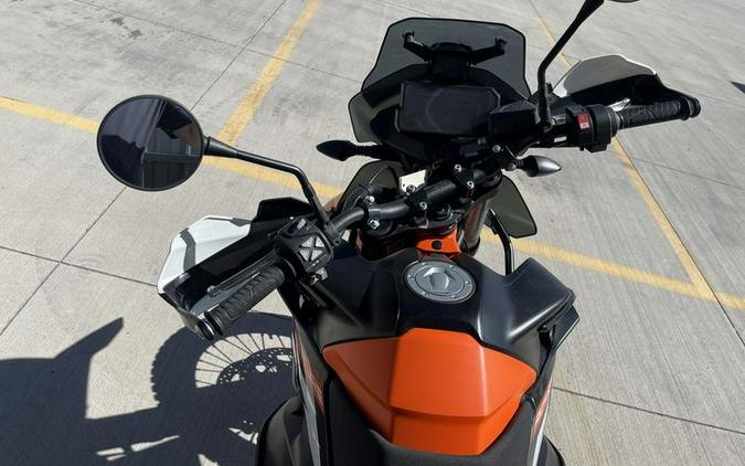 2022 KTM 890 Adventure R