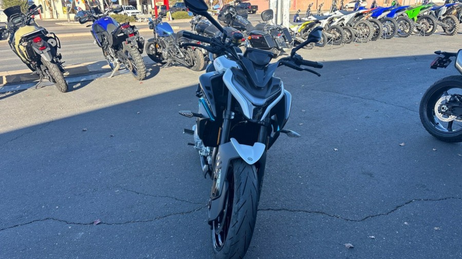 2026 CFMOTO 675NK CF650-11US