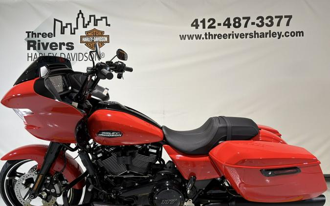 2026 Harley-Davidson® Road Glide® Blood Orange - Black