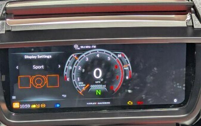 2026 Harley-Davidson® Road Glide® Blood Orange - Black