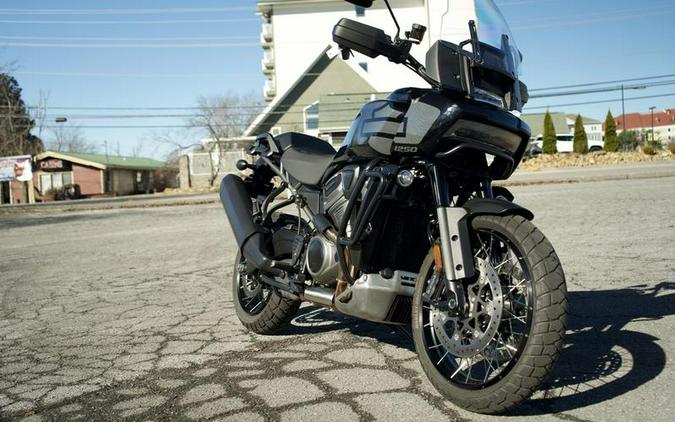 2025 Harley-Davidson® RA1250S - Pan America® 1250 Special