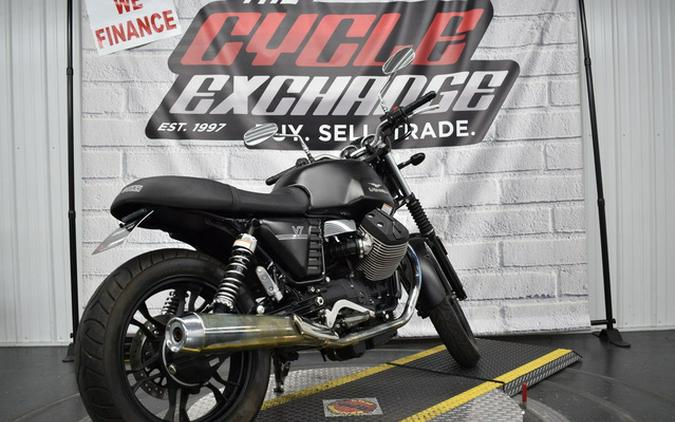 2013 Moto Guzzi V7 Stone