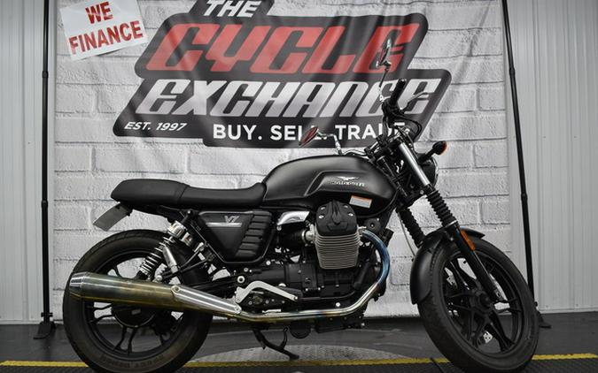2013 Moto Guzzi V7 Stone