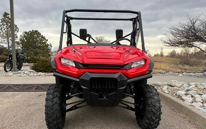 2024 Honda Pioneer 1000 Deluxe