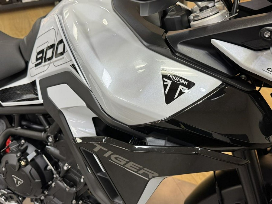 2025 Triumph Tiger 900 GT Pro Snowdonia White