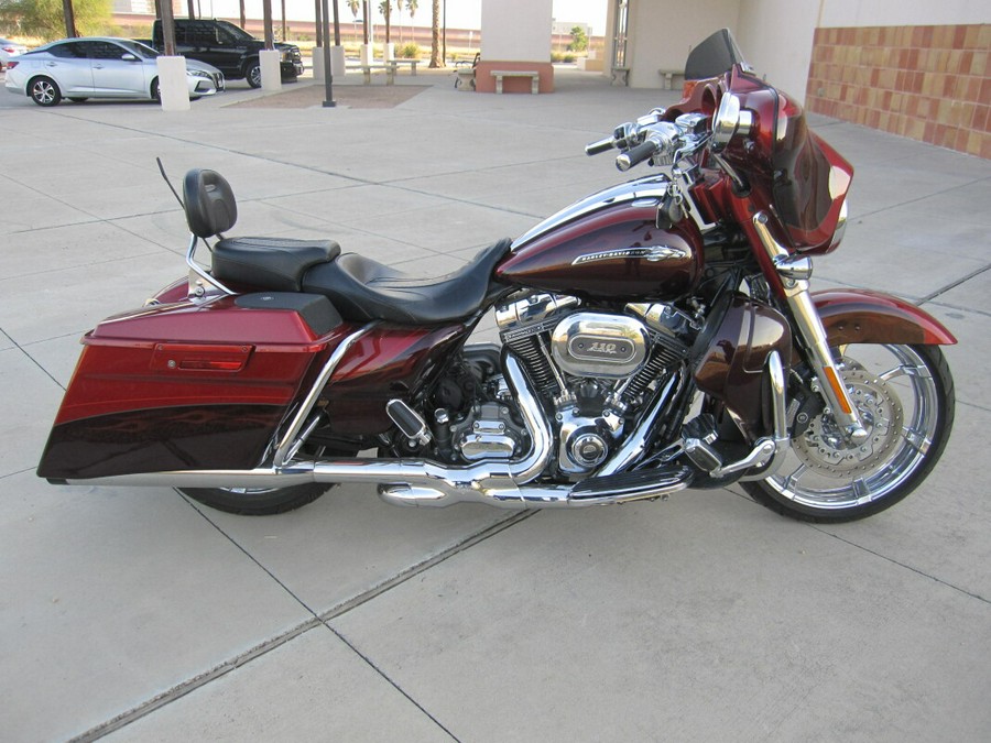 2012 Harley-Davidson CVO Street Glide