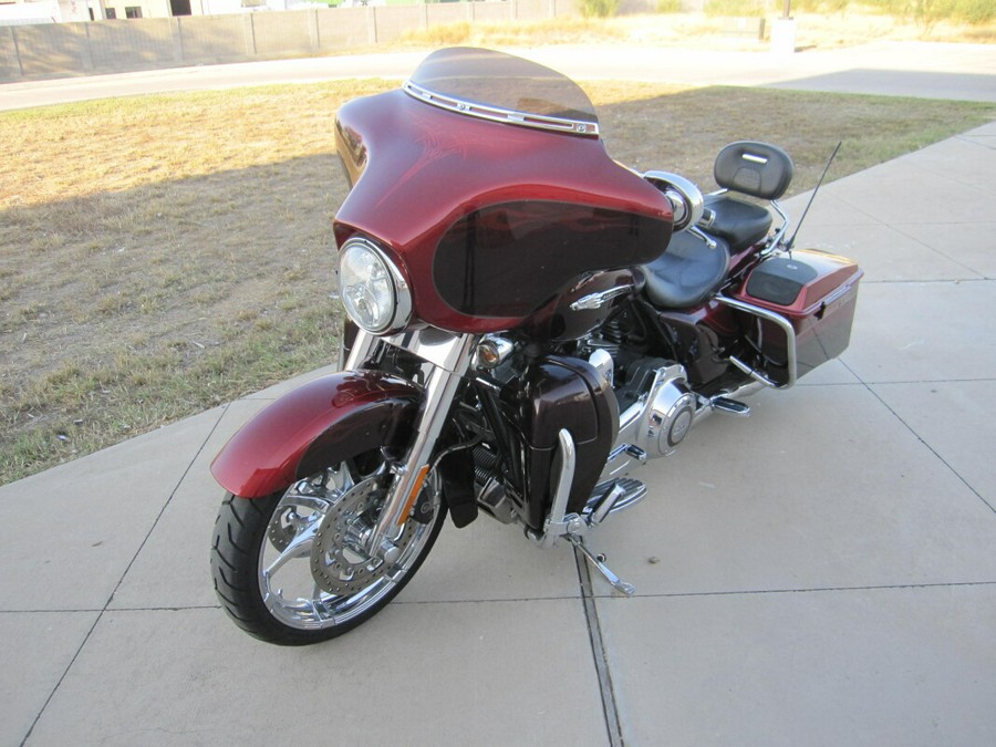 2012 Harley-Davidson CVO Street Glide