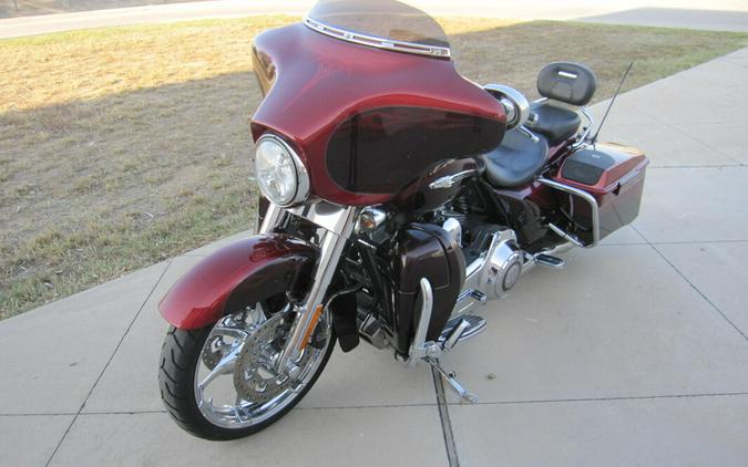 2012 Harley-Davidson CVO Street Glide