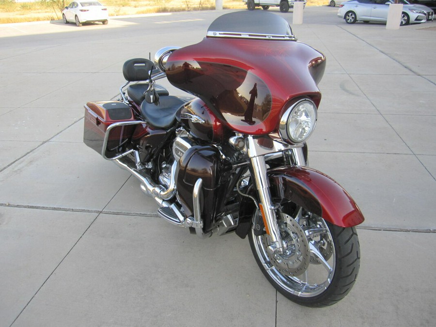 2012 Harley-Davidson CVO Street Glide