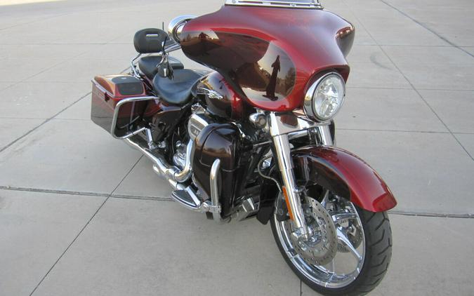2012 Harley-Davidson CVO Street Glide