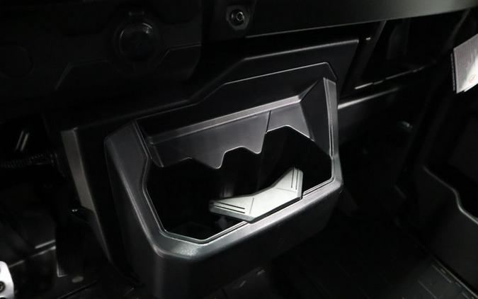 2026 Can-Am® Defender PRO Limited HD10