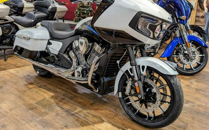 2024 Indian Motorcycle® Challenger® Limited Ghost White Metallic