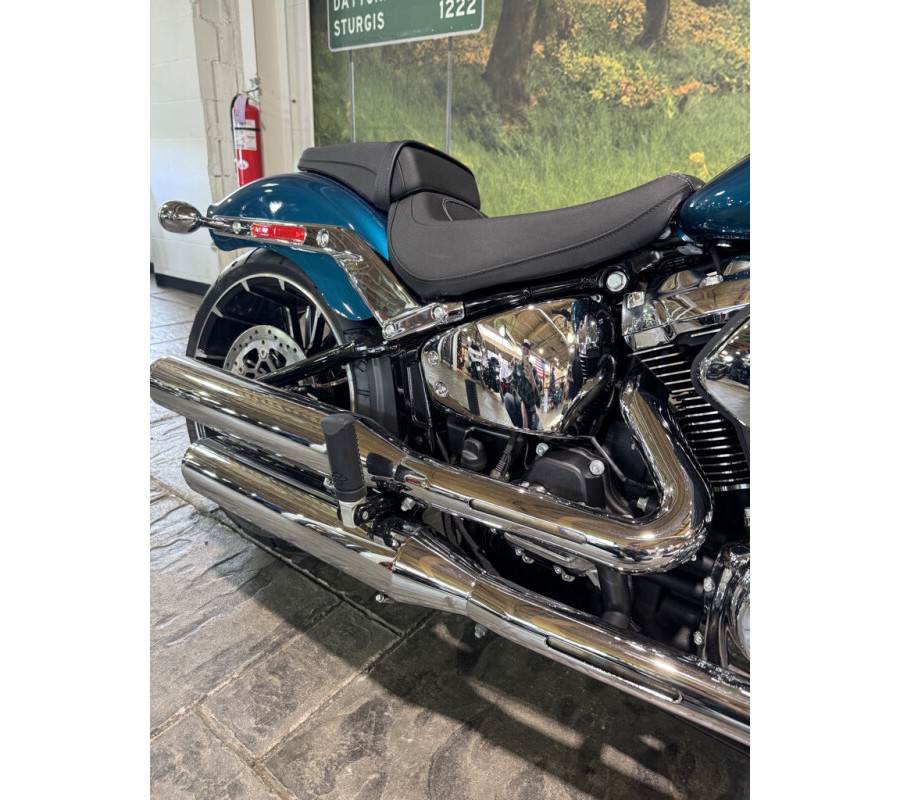 2026 Harley-Davidson Breakout