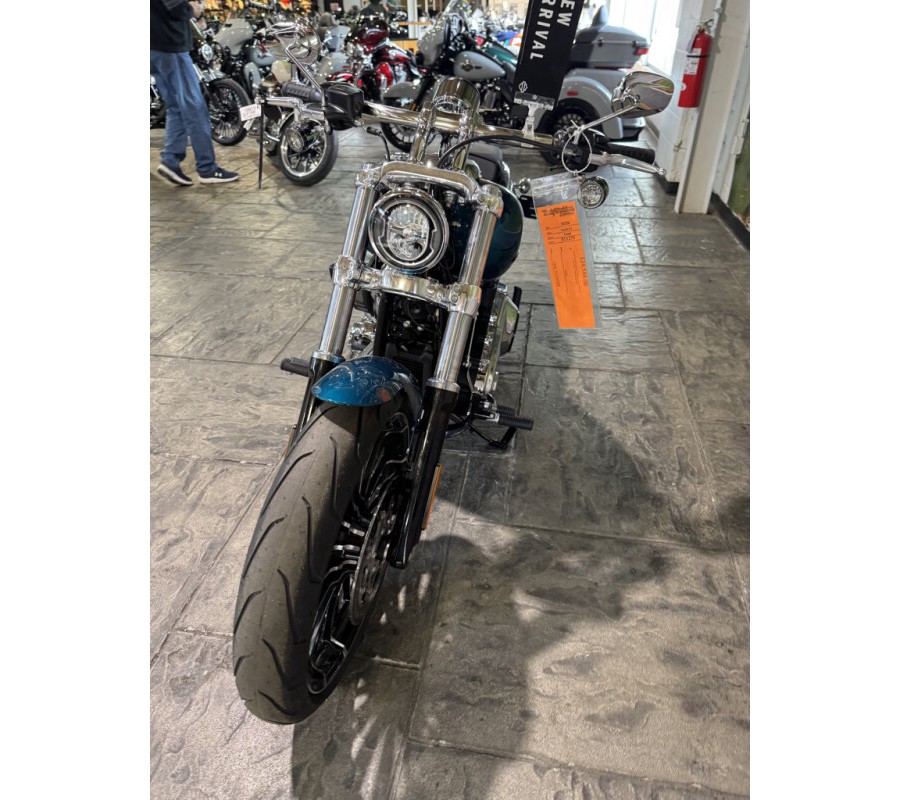 2026 Harley-Davidson Breakout