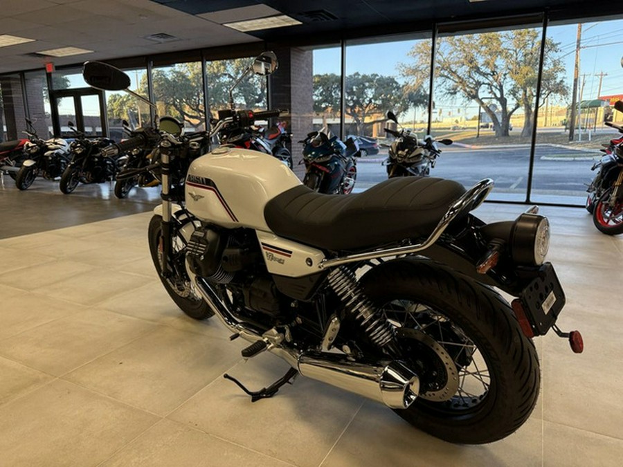 2026 Moto Guzzi V7 Special