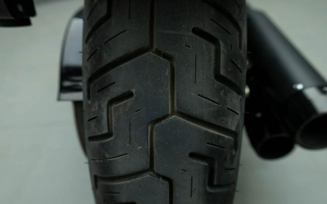 2019 HARLEY DAVIDSON FXBB STREET BOB