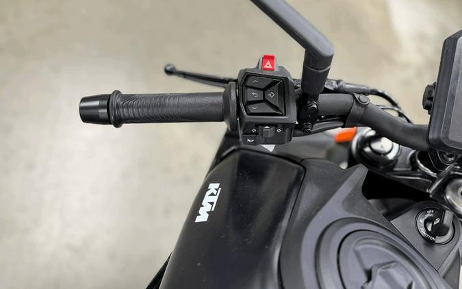 2026 KTM 250 Duke