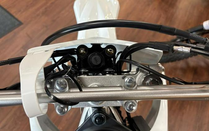 2026 Kawasaki KLX®230R S