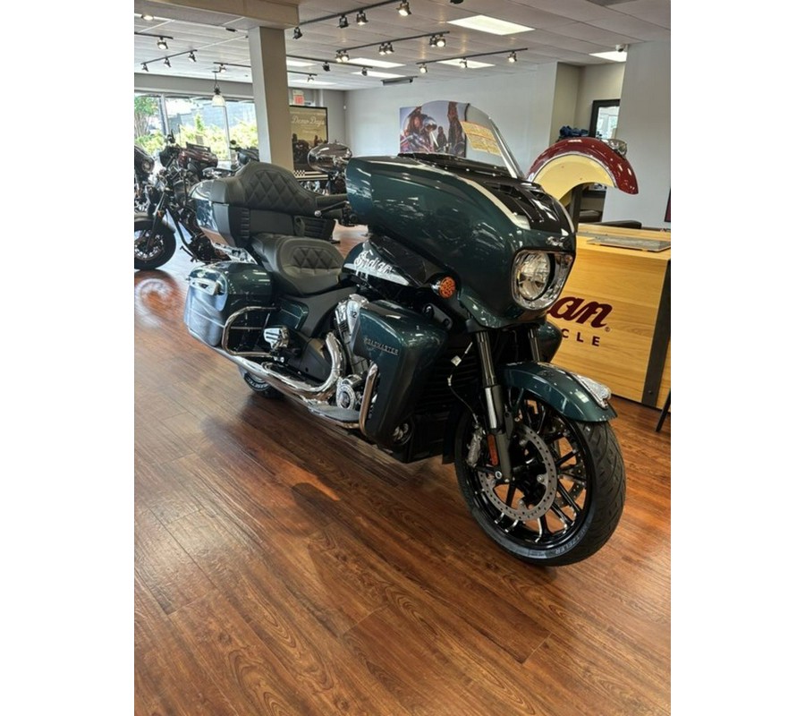 2026 Indian Motorcycle® Roadmaster® PowerPlus Limited 112 Cascade Green with Black Metallic