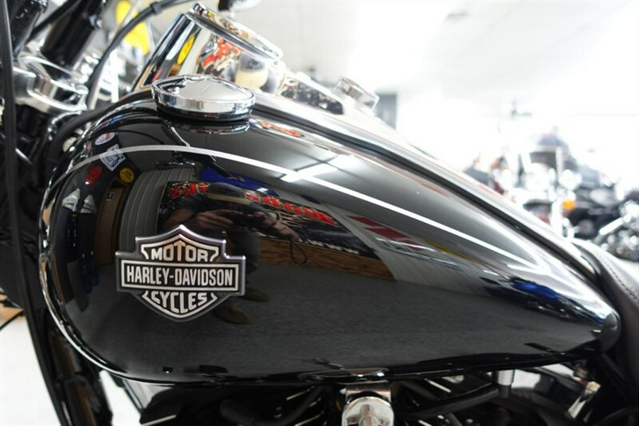 2017 Harley-Davidson Wide Glide