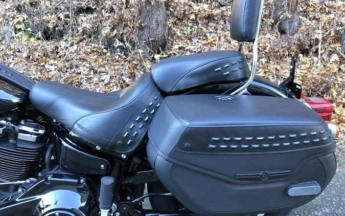 2021 Harley-Davidson® FLHCS - Heritage Classic 114