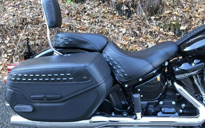 2021 Harley-Davidson® FLHCS - Heritage Classic 114