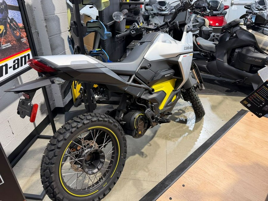 2025 Can-Am Origin® 73