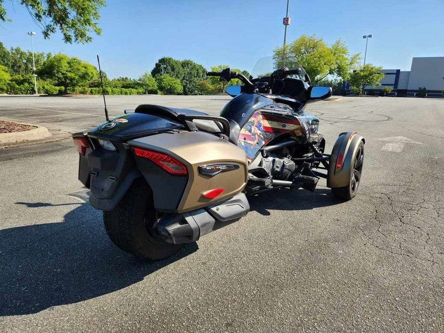 2019 Can-Am™ Spyder F3 S