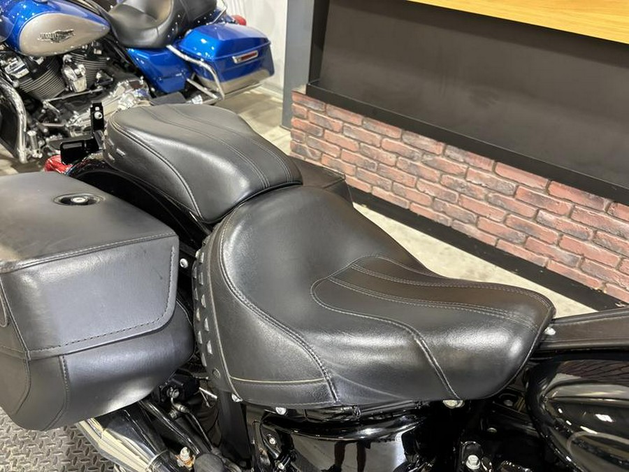 2019 Harley-Davidson® FLHC - Softail® Heritage Classic