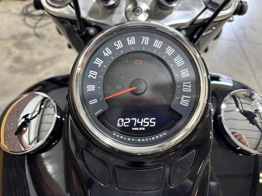 2019 Harley-Davidson® FLHC - Softail® Heritage Classic