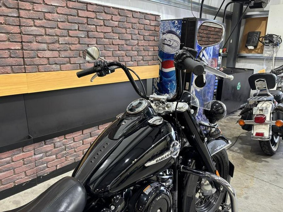 2019 Harley-Davidson® FLHC - Softail® Heritage Classic
