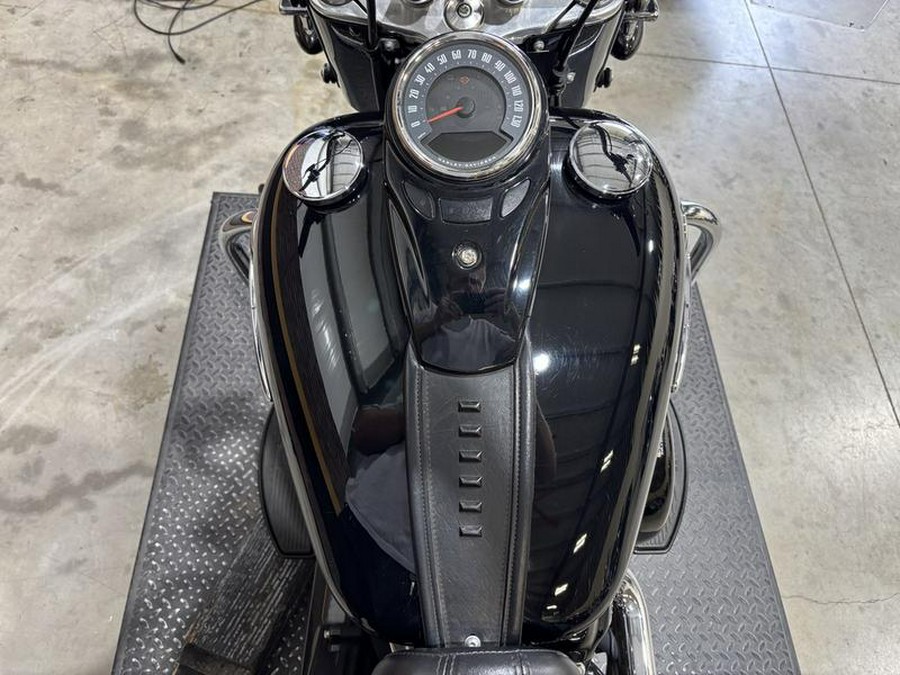 2019 Harley-Davidson® FLHC - Softail® Heritage Classic
