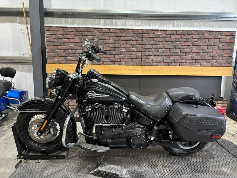 2019 Harley-Davidson® FLHC - Softail® Heritage Classic