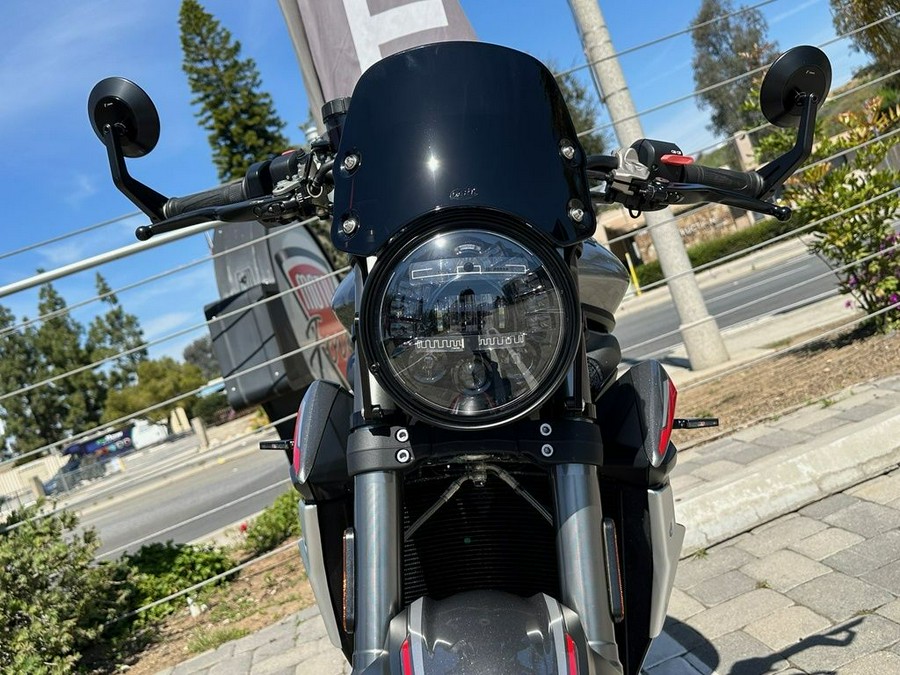 2021 Triumph Street Triple RS Silver Ice