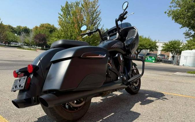 2020 Indian Motorcycle® Challenger Dark Horse Thunder Black Smoke